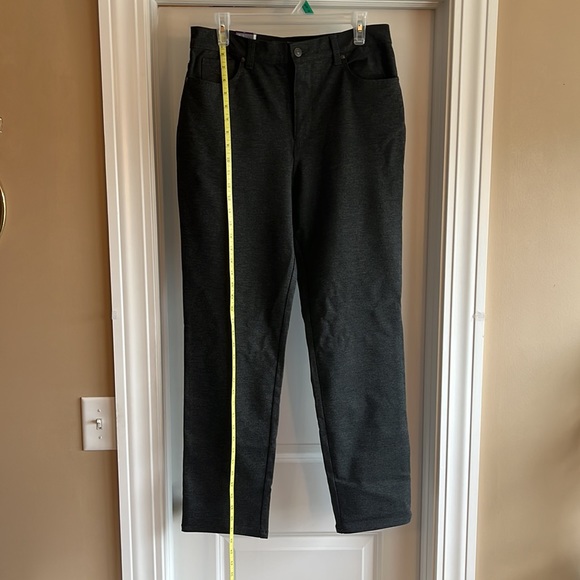 NWT Gloria Vanderbilt high waisted gray slacks. - Picture 7 of 7